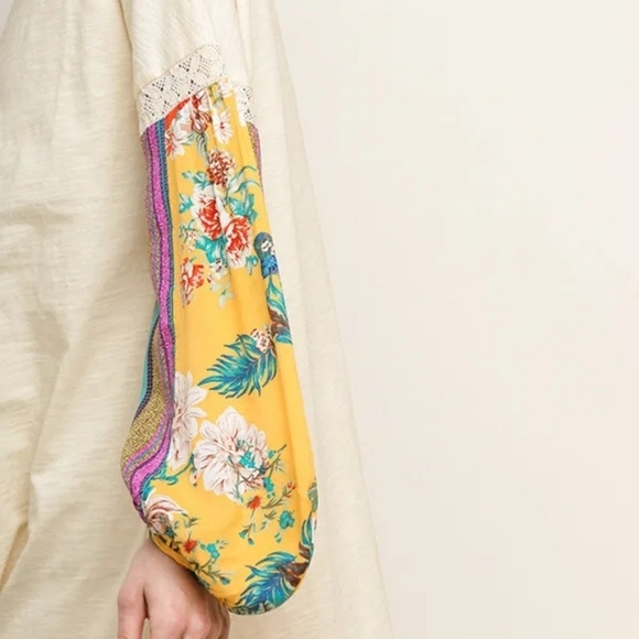 Umgee Dress Medium Cream With Tropical Floral Puff Sleeves 100% Cotton Boho - Picture 5 of 12